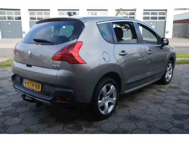 Peugeot 3008 1.6 VTi Style 2013 Benzine 6