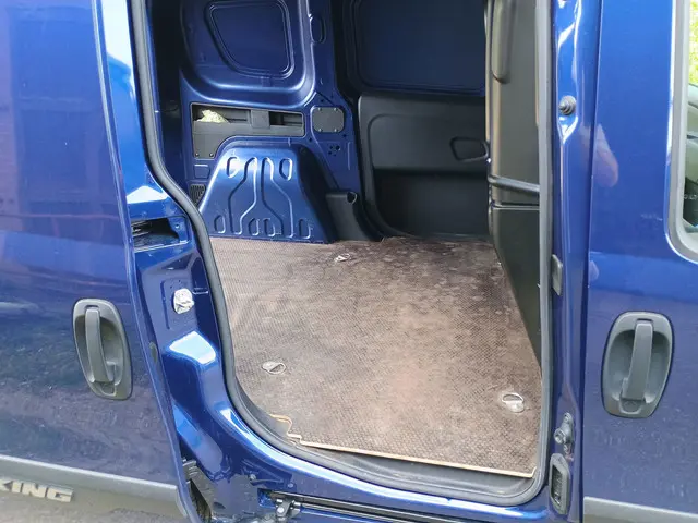 Fiat Doblò Cargo 1.6 MJ L1H1 S Trekking 2023 Diesel 9