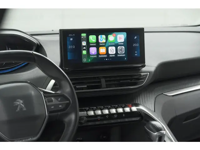 Peugeot 3008 PureTech 130 Allure 2021 Benzine 55