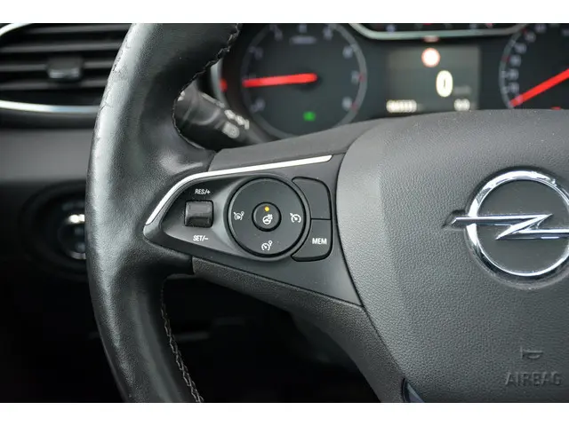 Opel Grandland X 1.2 Turbo Ultimate 2018 Benzine 31