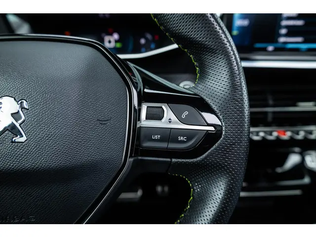 Peugeot e-2008 EV GT Première 50 kWh 2020 Elektrisch 46