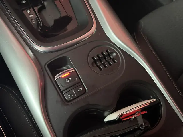 Renault Kadjar 1.2 TCe Bose 2016 Benzine 36