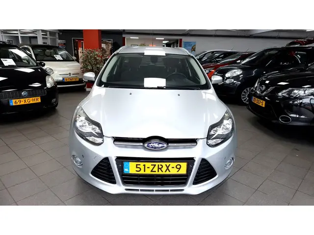 Ford Focus Wagon 1.0 EcoBoost Titanium 2013 Benzine 4