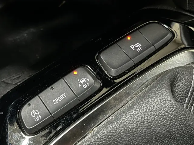 Opel Corsa 1.2 GS Line | Trekhaak | 2019 Benzine 8