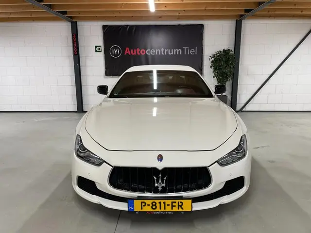 Maserati Ghibli S 3.0 V6 Bi-Turbo 2015 Benzine 2