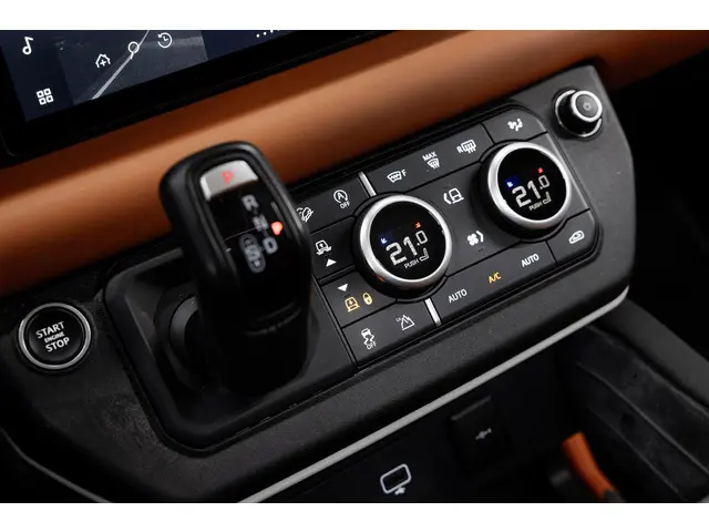 Land Rover Defender 3.0 P400 110 MHEV HSE 2021 Benzine 21