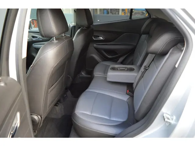 Opel Mokka 1.4 T Innovation automaat 2016 Benzine 14