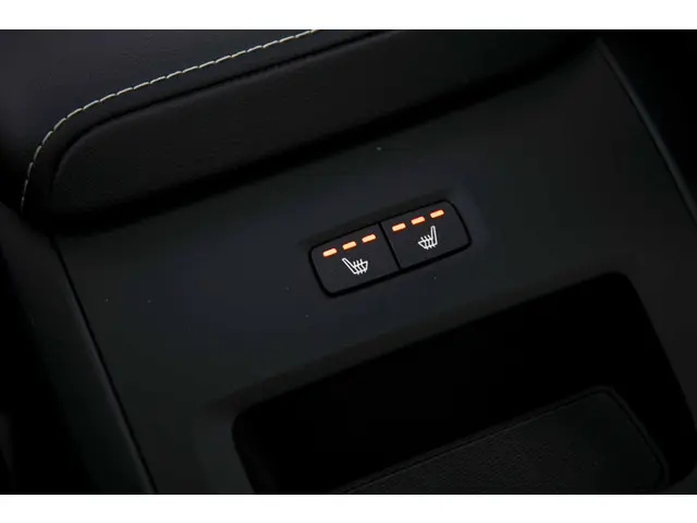 Volvo V60 2.0 B4 Plus Dark 2023 Benzine 27