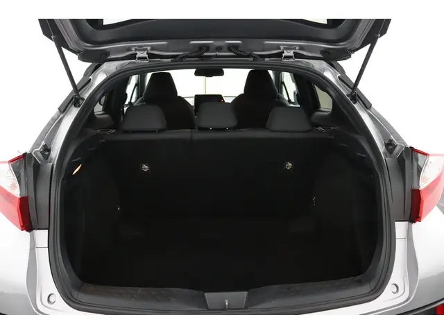Toyota C-HR 1.8 Hybrid Active 2019 Hybride Benzine 29