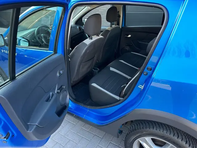 Dacia Sandero 0.9 TCe Bi-Fuel Laureate 2017 Benzine 8