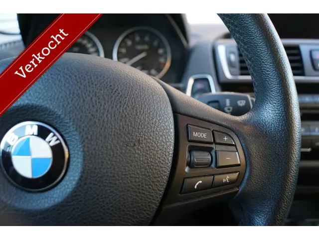 BMW 1 Serie 118i 2016 Benzine 11