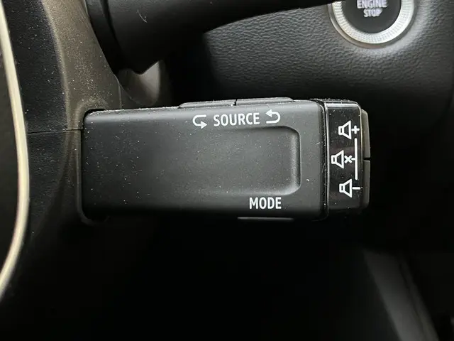 Renault Captur 1.0 TCe 90 Techno 2023 Benzine 23