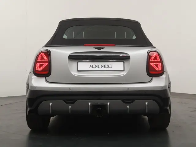 MINI Cabrio JCW 2025 Benzine 10