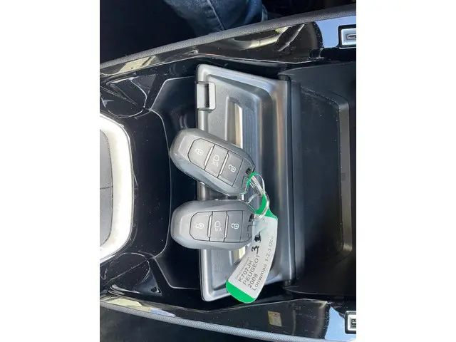 Peugeot 2008 1.2 PureTech GT 2021 Benzine 23