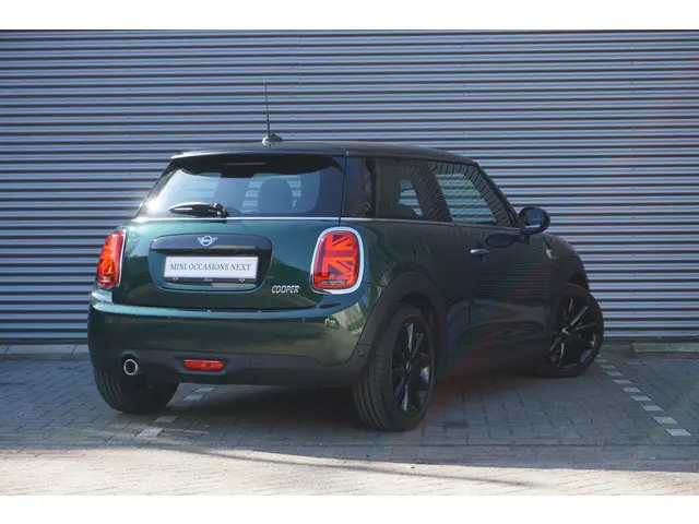 MINI 3-Deurs Cooper C 2019 Benzine 2