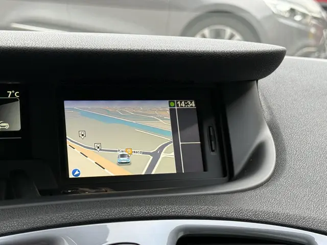 Renault Scénic Xmod 1.2 TCe Bose 2014 Benzine 23