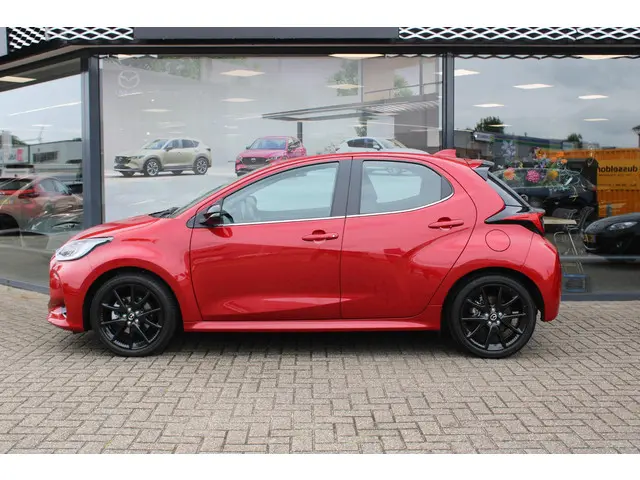 Mazda 2 Hybrid 1.5 Homura 2022 Hybride Benzine 10