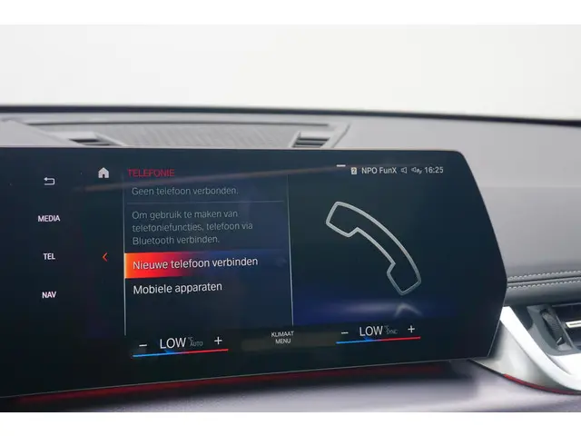 BMW X1 xDrive30e 2023 Hybride Benzine 27