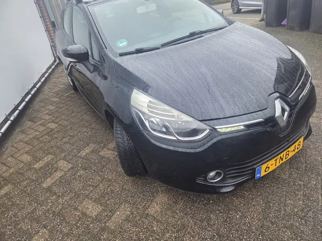 Renault Clio 1.5 dCi Expression 2014 Diesel 18