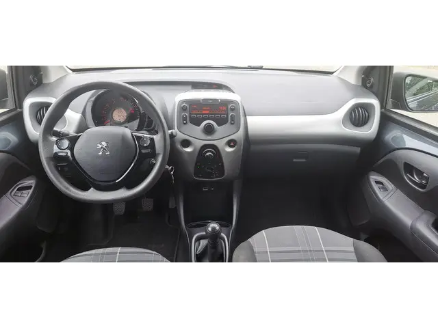 Peugeot 108 1.0 e-VTi Active 2018 Benzine 7