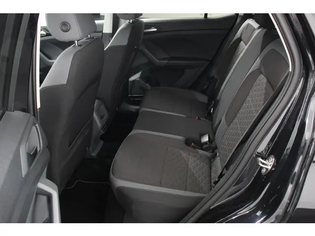 Volkswagen T-Cross 1.5 TSI DSG Style Team 2021 Benzine 10