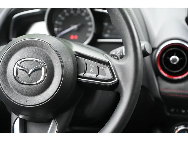 Mazda 2 SkyActiv-G 90 automaat Homura Aka 2024 Benzine 27