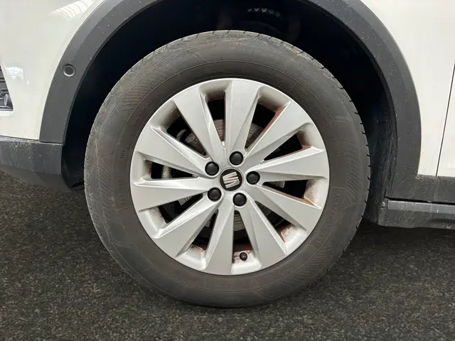 SEAT Arona 1.0 TSI Style Business Intense 2019 Benzine 19