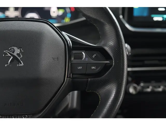 Peugeot e-2008 EV GT Pack 50 kWh 2021 Elektrisch 38