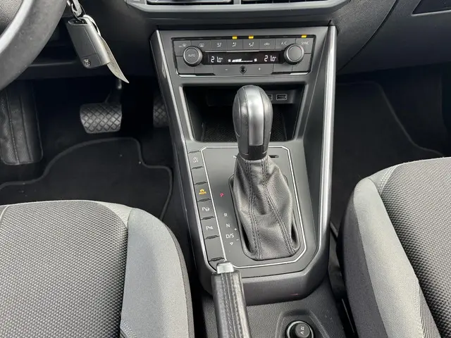 Volkswagen Polo 1.0 TSI HIGHLINE 2020 Benzine 22