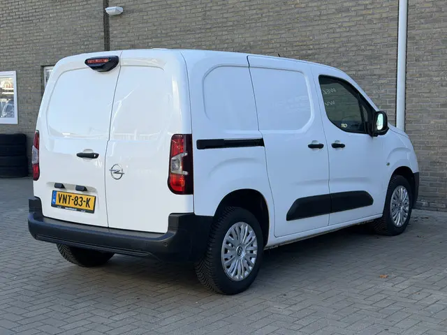 Opel Combo 1.5D L1H1 102PK Euro 6 Edition 2022 Diesel 14