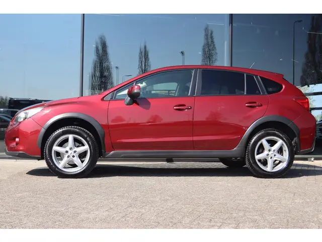 Subaru XV 2.0I LUXURY PLUS AWD AUT. 2012 Benzine 10