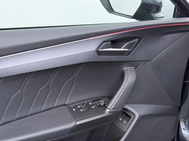 CUPRA Leon 1.4 eTSI PHEV FR 2022 Hybride Benzine 16