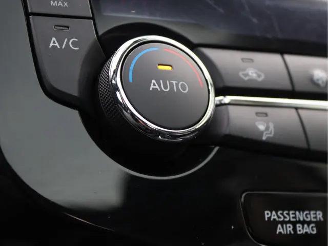 Nissan QASHQAI 1.2 Tekna 2017 Benzine 53