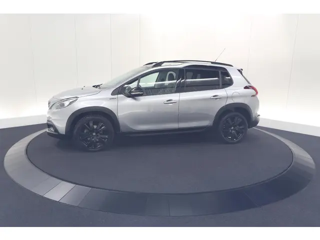 Peugeot 2008 PureTech 110 EAT6 GT 2017 Benzine 70