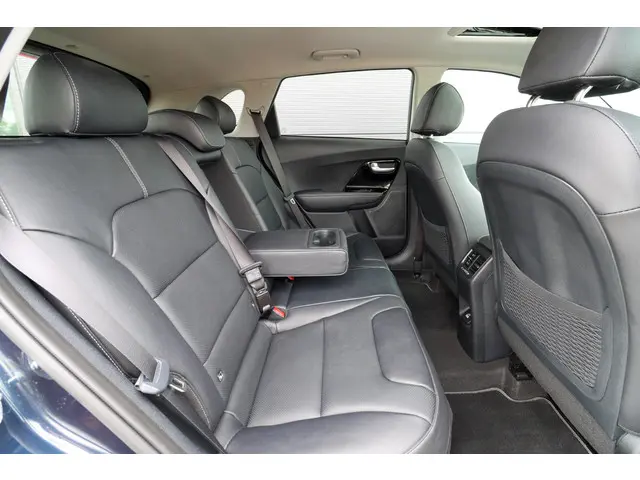 Kia Niro 1.6 GDi PHEV ExecutiveLine 2022 Hybride Benzine 8