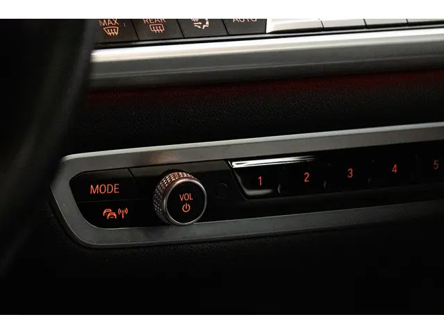 BMW X5 xDrive45e High Executive 2022 Hybride Benzine 22