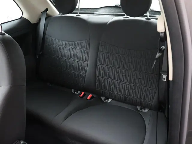 Fiat 500 1.0 Hybrid 2023 Benzine 8