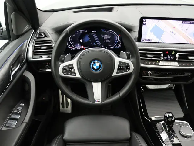 BMW X3 xDrive30e 2022 Hybride Benzine 33