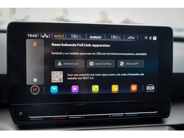 SEAT Leon Sportstourer 1.5 eTSI FR 2021 Benzine 20