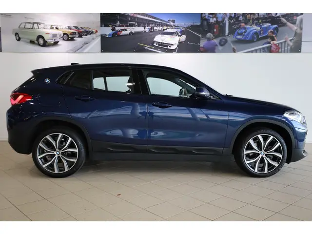 BMW X2 sDrive18i 2019 Benzine 3