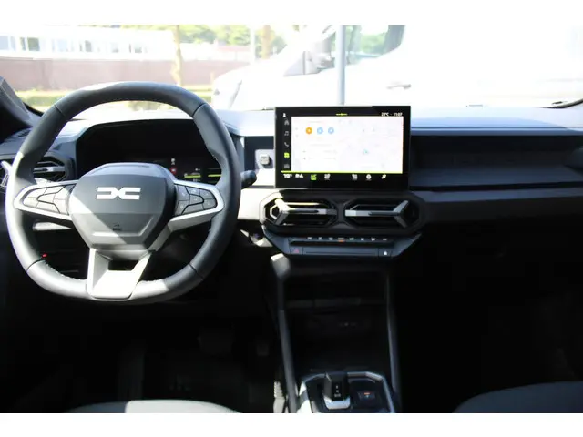 Dacia Duster Hybrid 140 Journey 2025 Hybride Benzine 21