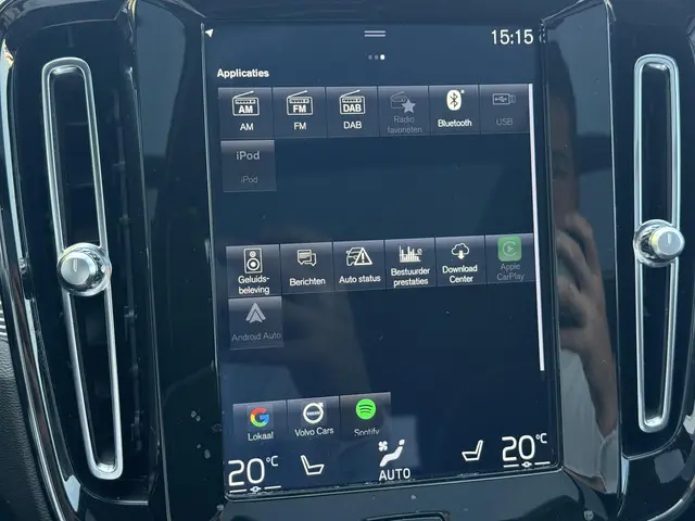 Volvo XC40 2.0 T4 R-Design 2019 Benzine 30