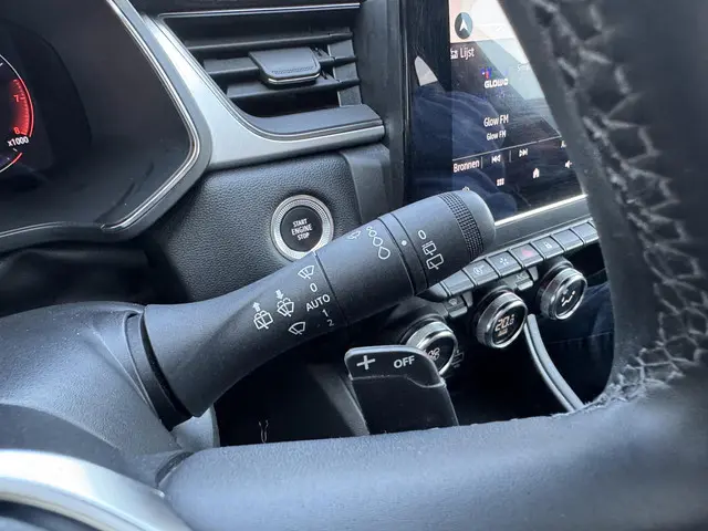 Renault Captur 1.3 TCe 140 Intens 2023 Benzine 33