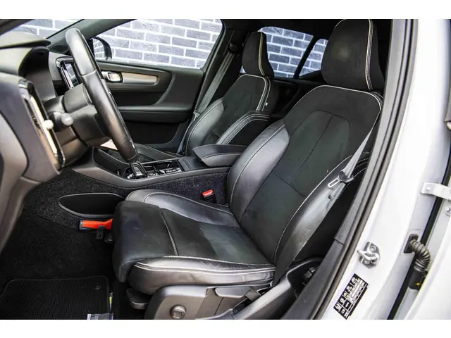 Volvo XC40 T4 190pk Geartronic R-Design 2019 Benzine 7