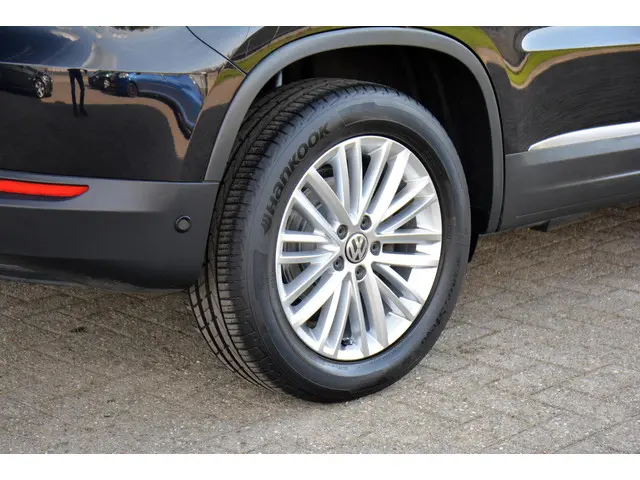 Volkswagen Tiguan 1.4 TSI Sport&Style 2014 Benzine 36