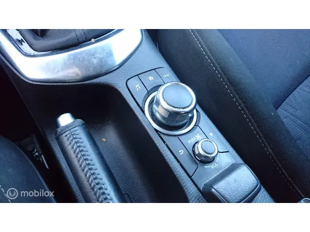 Mazda 2 1.5 Skyactiv-G GT-M Line 2017 Benzine 23