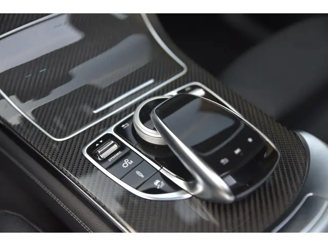 Mercedes-Benz GLC AMG 43 4MATIC 2016 Benzine 27