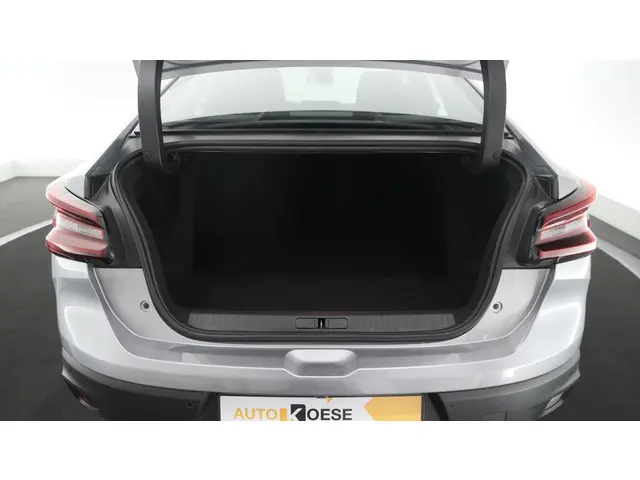 Citroën C4 X PureTech 130 EAT8 Plus 2023 Benzine 53