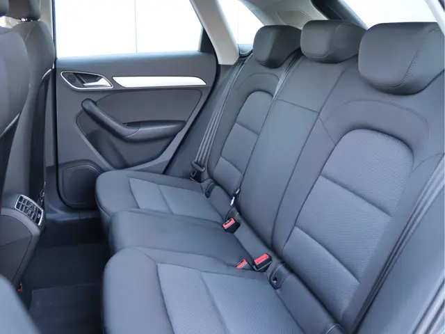 Audi Q3 1.4 TFSI CoD Advance 2019 Benzine 22