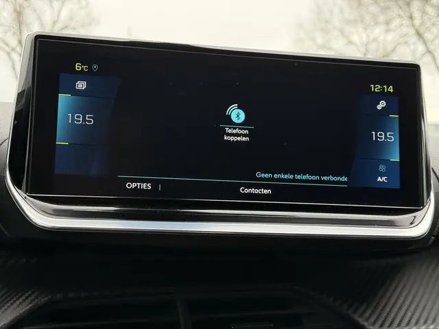 Peugeot e-2008 Aut. EV Allure 50kWh 2020 Elektrisch 25